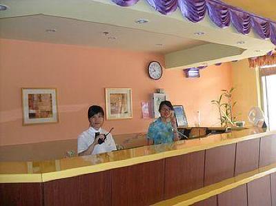 фото отеля Home Inn (Yantai Development Zone)