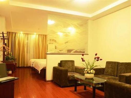 фото отеля Green Tree Inn Jingdezhen Square North Road Express Hotel