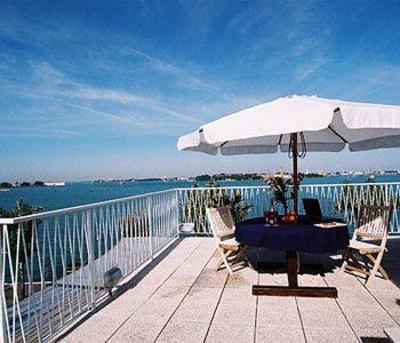 фото отеля Oasis B&B And Residence Venice