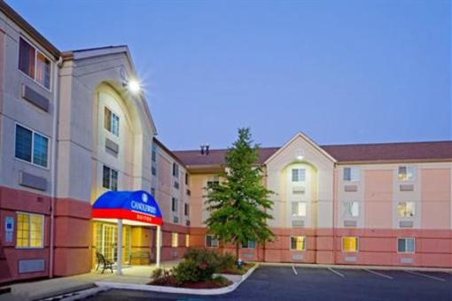 фото отеля Candlewood Suites Philadelphia - Mt. Laurel