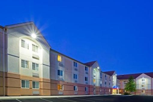 фото отеля Candlewood Suites Philadelphia - Mt. Laurel