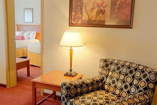 фото отеля BEST WESTERN Sandusky Hotel & Suites