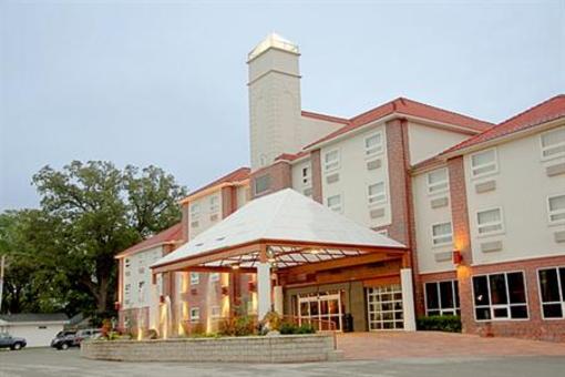 фото отеля BEST WESTERN Sandusky Hotel & Suites