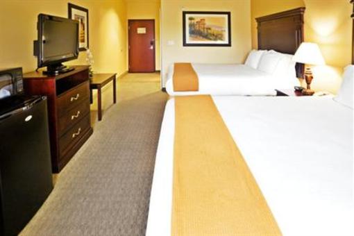 фото отеля Holiday Inn Express Texarkana