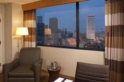 фото отеля Doubletree Hotel Tulsa-Downtown