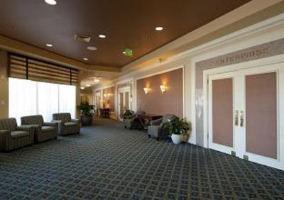 фото отеля Doubletree by Hilton, Cocoa Beach Oceanfront Hotel