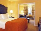 фото отеля Oxford Suites Redding