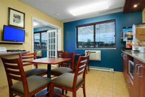 фото отеля Days Inn Milwaukee South