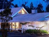 Lokahi Lodge Chalet Kilauea Collection