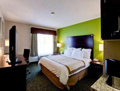 фото отеля Hawthorn Suites by Wyndham Cedar Rapids