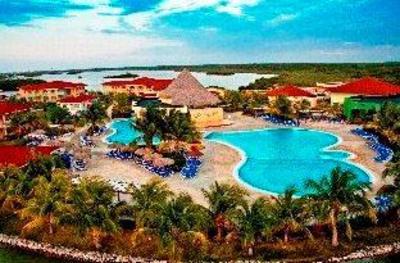 фото отеля Memories Caribe Beach Resort