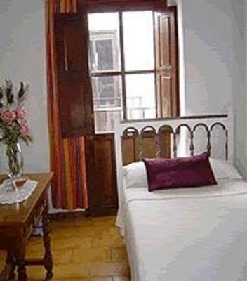 фото отеля Hostal Miguel