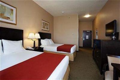 фото отеля Holiday Inn Express Hotel & Suites Goodland