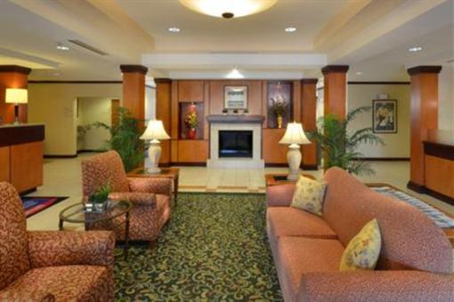 фото отеля Fairfield Inn & Suites Northwest Richmond