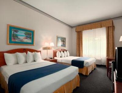 фото отеля Days Inn And Suites Naples FL