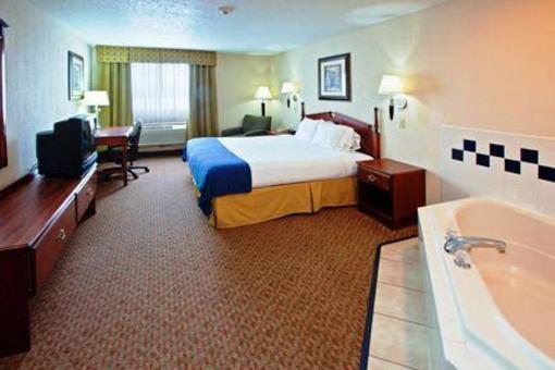 фото отеля Holiday Inn Express Bluffton