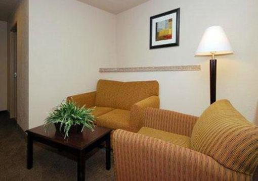 фото отеля Comfort Suites Grand Prairie