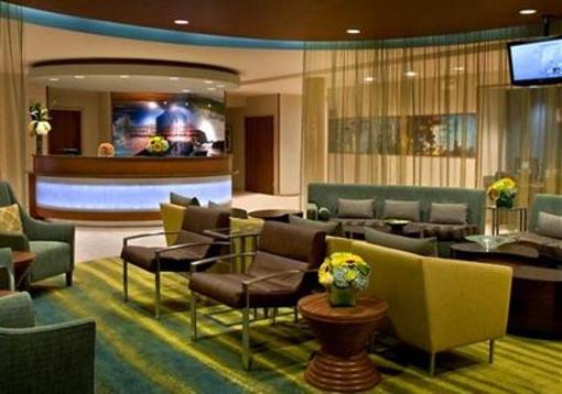 фото отеля SpringHill Suites Long Island Brookhaven