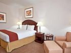 фото отеля Holiday Inn Express Hotel & Suites Farmington Hills