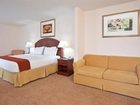 фото отеля Holiday Inn Express Hotel & Suites Farmington Hills