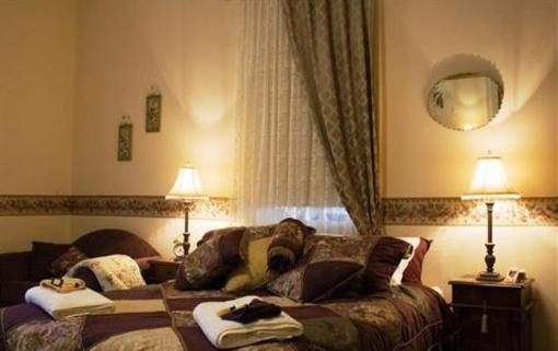 фото отеля Magnolia Manor Bed and Breakfast Bathurst