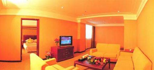 фото отеля New World Hotel