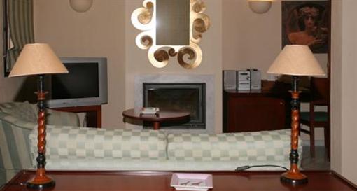фото отеля Maritsa's Hotel-Suites