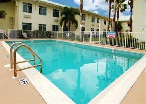 фото отеля Mainstay Suites Port Saint Lucie