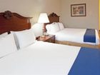 фото отеля Holiday Inn Express Hotel & Suites Waxahachie