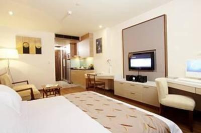 фото отеля Adelphi Suites Bangkok