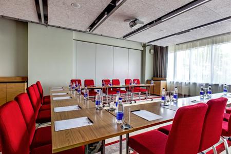 фото отеля Ramada Encore Kiev
