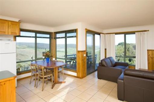 фото отеля Johanna Seaside Cottages