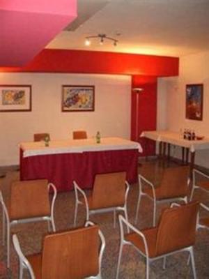 фото отеля Longoria Avenida Hotel
