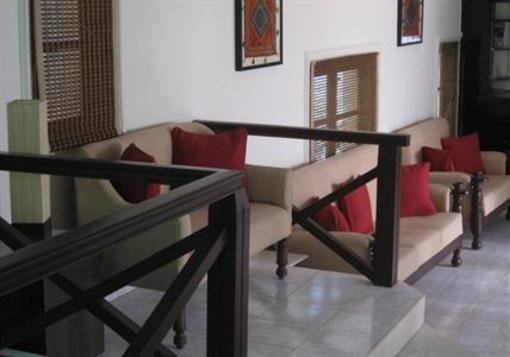 фото отеля Mussoorie Hill House - Laxmi Palace