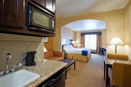 фото отеля Holiday Inn Express Hotel & Suites Mexia