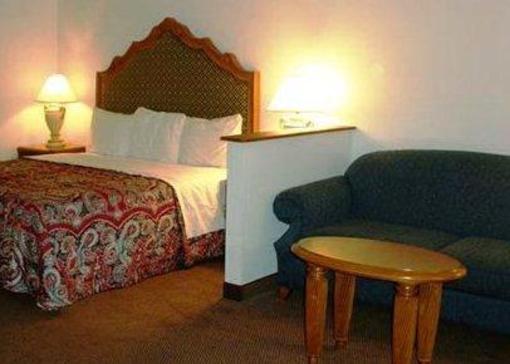 фото отеля Econo Lodge Inn & Suites Carbondale (Illinois)