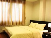 B8 Rooms Hotel