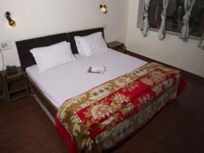 фото отеля Tourist Hotel Manali