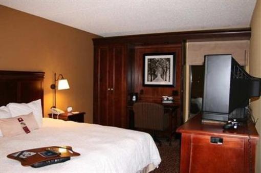 фото отеля Hampton Inn Cherry Hill Voorhees