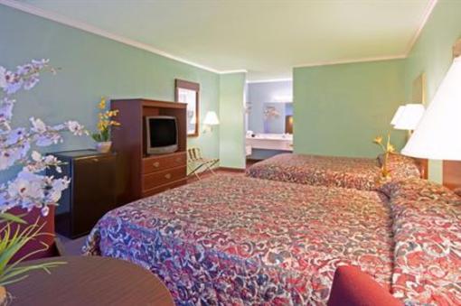 фото отеля Americas Best Value Inn & Suites Melbourne (Florida)