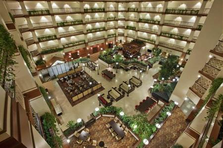 фото отеля Hilton Suites