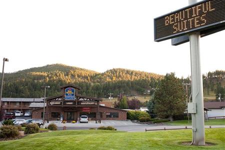 фото отеля BEST WESTERN Golden Spike Inn & Suites