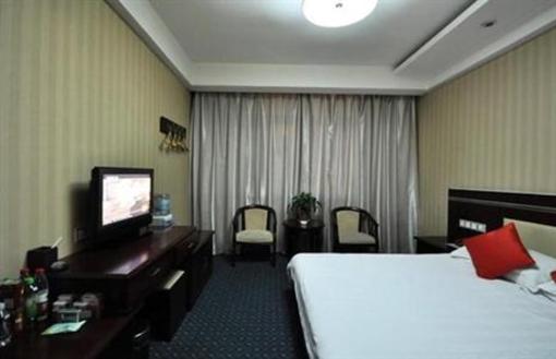 фото отеля Xincun Holiday Inn