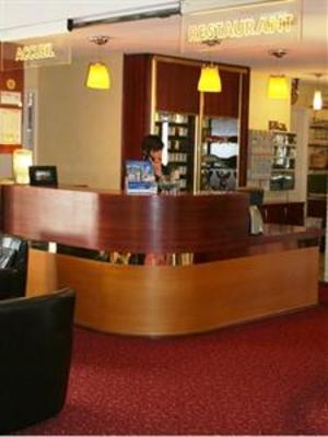 фото отеля Brit Hotel Le Cottage Arnage