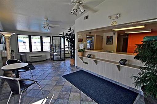 фото отеля Motel 6 Charleston West Cross Lanes