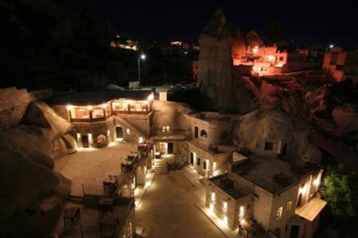фото отеля Grand Cave Suites