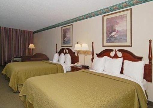 фото отеля Quality Inn & Suites Hendersonville