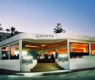 фото отеля Daphne Hotel Apartments