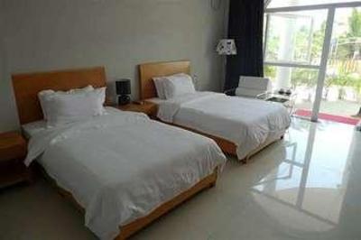 фото отеля Golden Beach Villa Sanya