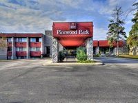 Clarion Resort Pinewood Park